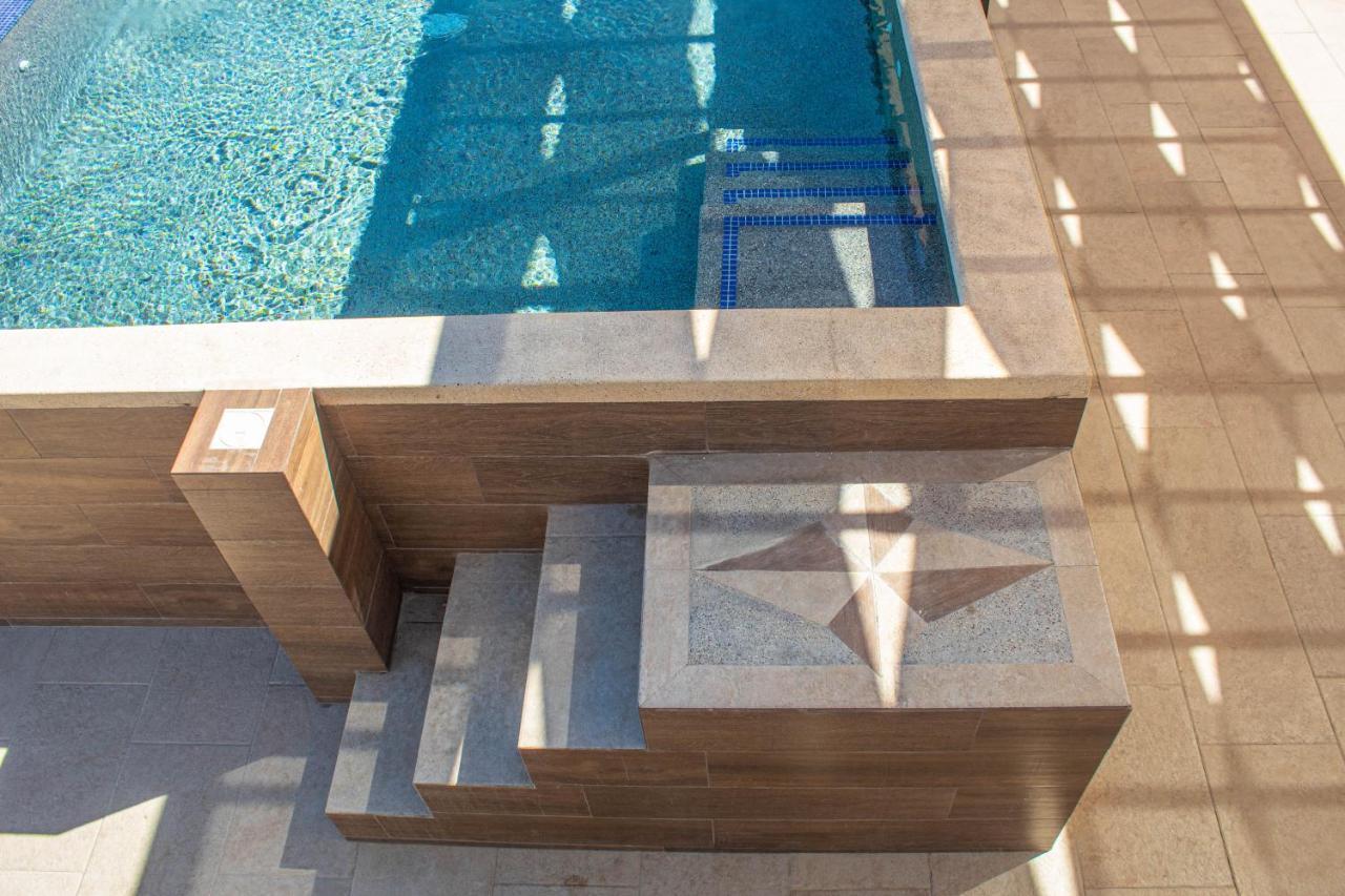New Condo W/Rooftop Pool & View Cabo San Lucas Zewnętrze zdjęcie